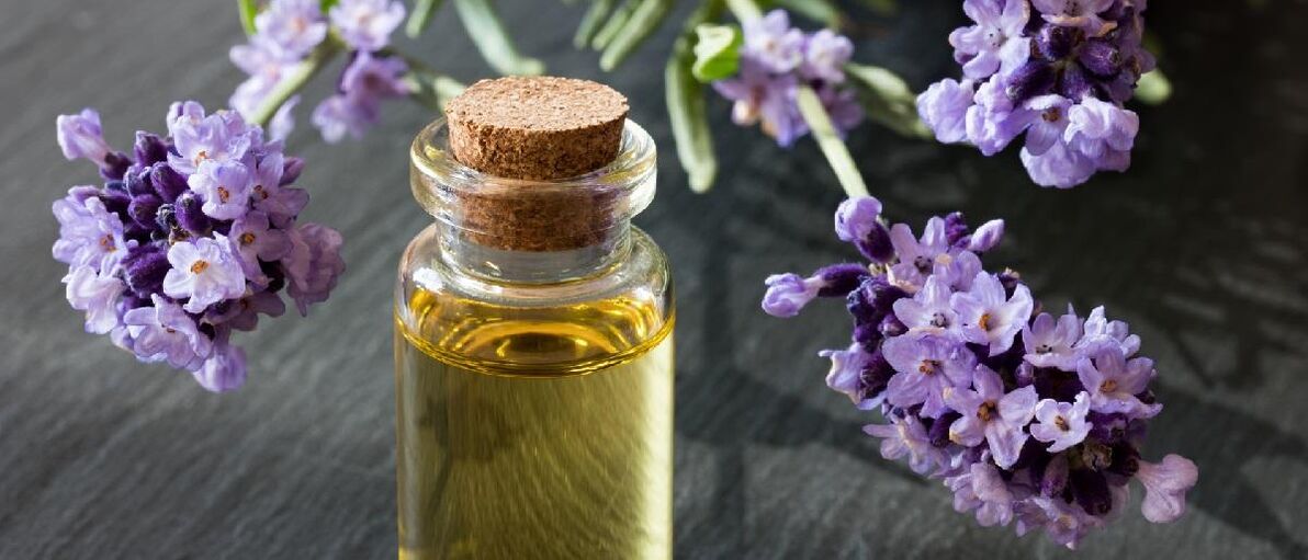 Ang langis ng lavender ay nagbibigay ng magandang kutis